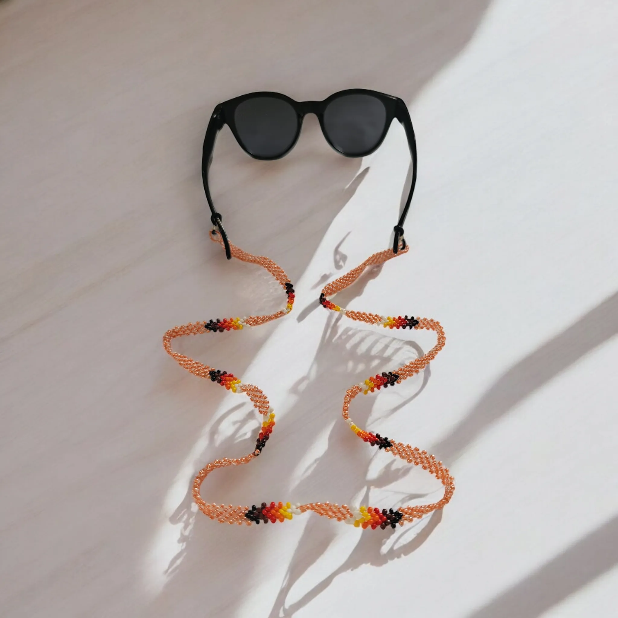 Handmade glasses  chain ( peach)