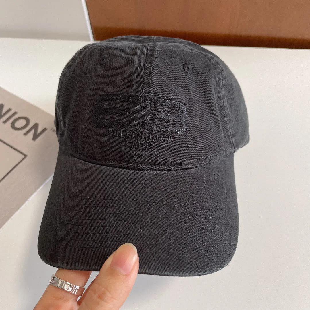 JW677 BCG Women's BB Paris Icon Cap